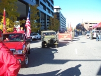 Nov7,2009 Veterans Day Parade_Moving out.JPG