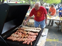Gary Randel, manning the grill.JPG